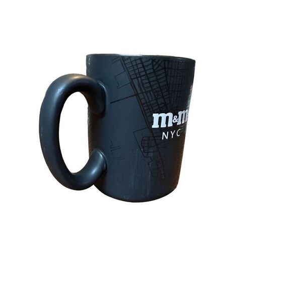 M&M's World Road Map New York City Black Map Ceramic Coffee Mug New 8 oz - Picture 4 of 7